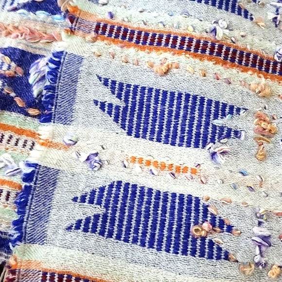 Scarf (New) - Picture 5 of 5